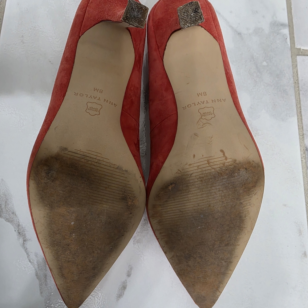 Ann Taylor Mila Red Suede Pumps - Picture 12 of 13